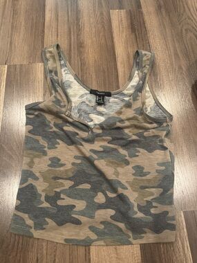 Forever 21 Camo Scoop Tank